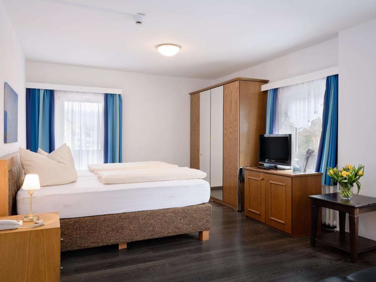 Gaestehaus Waldeck تيتيسي نيوستادت المظهر الخارجي الصورة