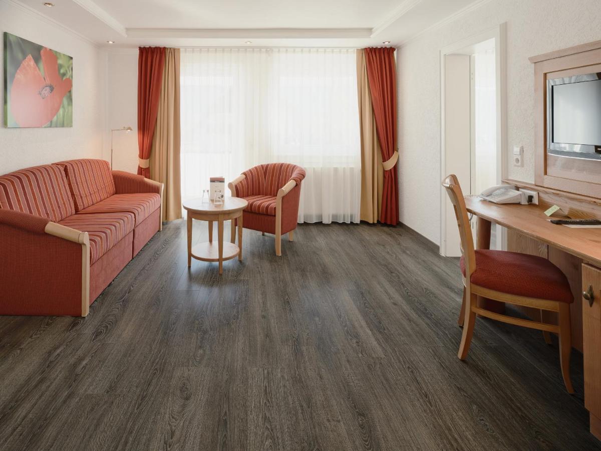 Gaestehaus Waldeck تيتيسي نيوستادت المظهر الخارجي الصورة