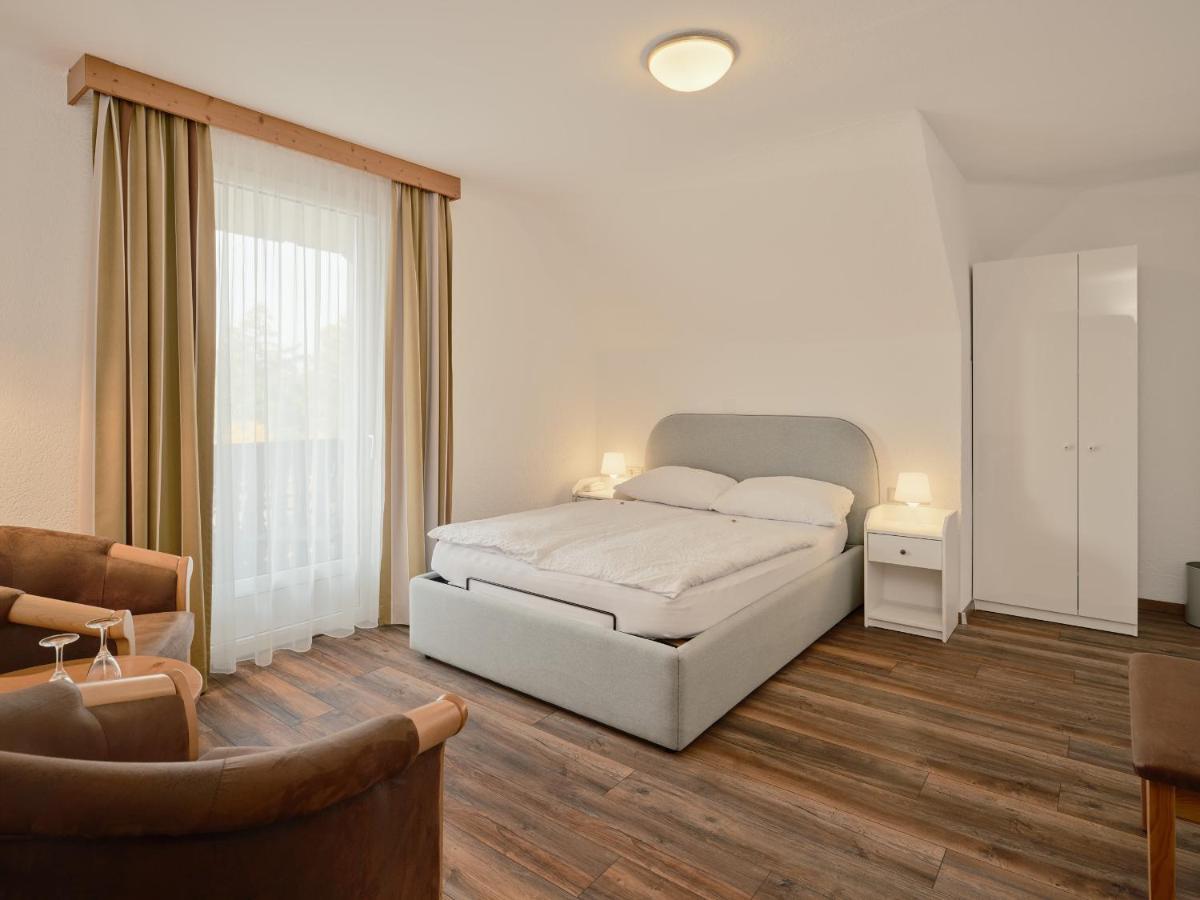 Gaestehaus Waldeck تيتيسي نيوستادت المظهر الخارجي الصورة